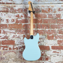 Load image into Gallery viewer, Fender Traditional II 60's Mustang 2022 Daphne Blue MIJ Japan
