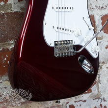 Load image into Gallery viewer, Fender Stratocaster '62 Reissue ST62-US 2010 Old Candy Apple Red MIJ Japan
