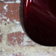 Load image into Gallery viewer, Fender Stratocaster '62 Reissue ST62-US 2010 Old Candy Apple Red MIJ Japan
