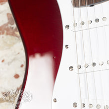 Load image into Gallery viewer, Fender Stratocaster '62 Reissue ST62-US 2010 Old Candy Apple Red MIJ Japan

