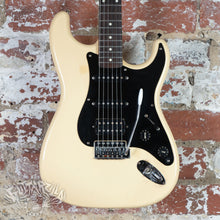 Load image into Gallery viewer, Fender Stratocaster Boxer Series ST-456 HSS 1989 White MIJ Japan
