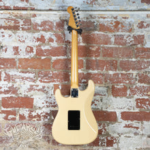 Load image into Gallery viewer, Fender Stratocaster Boxer Series ST-456 HSS 1989 White MIJ Japan
