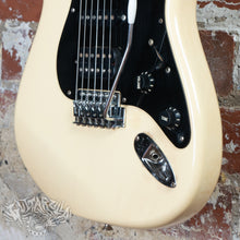 Load image into Gallery viewer, Fender Stratocaster Boxer Series ST-456 HSS 1989 White MIJ Japan
