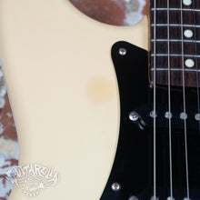 Load image into Gallery viewer, Fender Stratocaster Boxer Series ST-456 HSS 1989 White MIJ Japan

