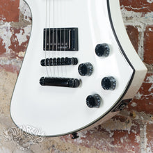 Load image into Gallery viewer, B.C. Rich Mockingbird Special 2008 White MIK Korea
