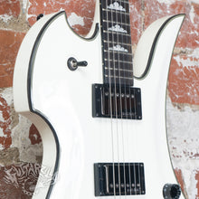 Load image into Gallery viewer, B.C. Rich Mockingbird Special 2008 White MIK Korea
