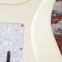 Load image into Gallery viewer, Fernandes L'Arc en Ciel Ken LA-80KK 1990's Pearl White MIJ Japan
