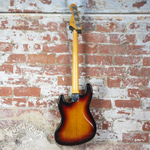 Load image into Gallery viewer, Fender Jazz Bass '62 Reissue JB62-83US 2006 Sunburst CIJ Japan
