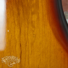 Load image into Gallery viewer, Fender Jazz Bass '62 Reissue JB62-83US 2006 Sunburst CIJ Japan
