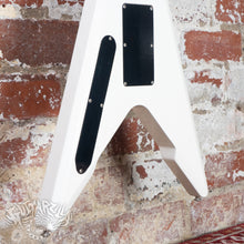 Load image into Gallery viewer, Tokai V-65 Flying V Super Edition 1985 White MIJ Japan
