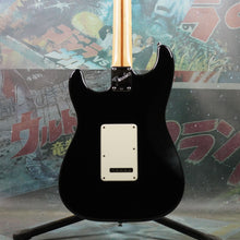 Load image into Gallery viewer, Fender American Standard Stratocaster 1990 Black USA
