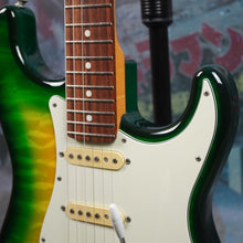 Load image into Gallery viewer, Fender Stratocaster &#39;62 Reissue ST62QT-YLM 2013 Yellow Lime Burst MIJ Japan
