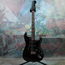 Load image into Gallery viewer, Fender Stratocaster &#39;62 Reissue ST62 2007 Black MIJ Japan
