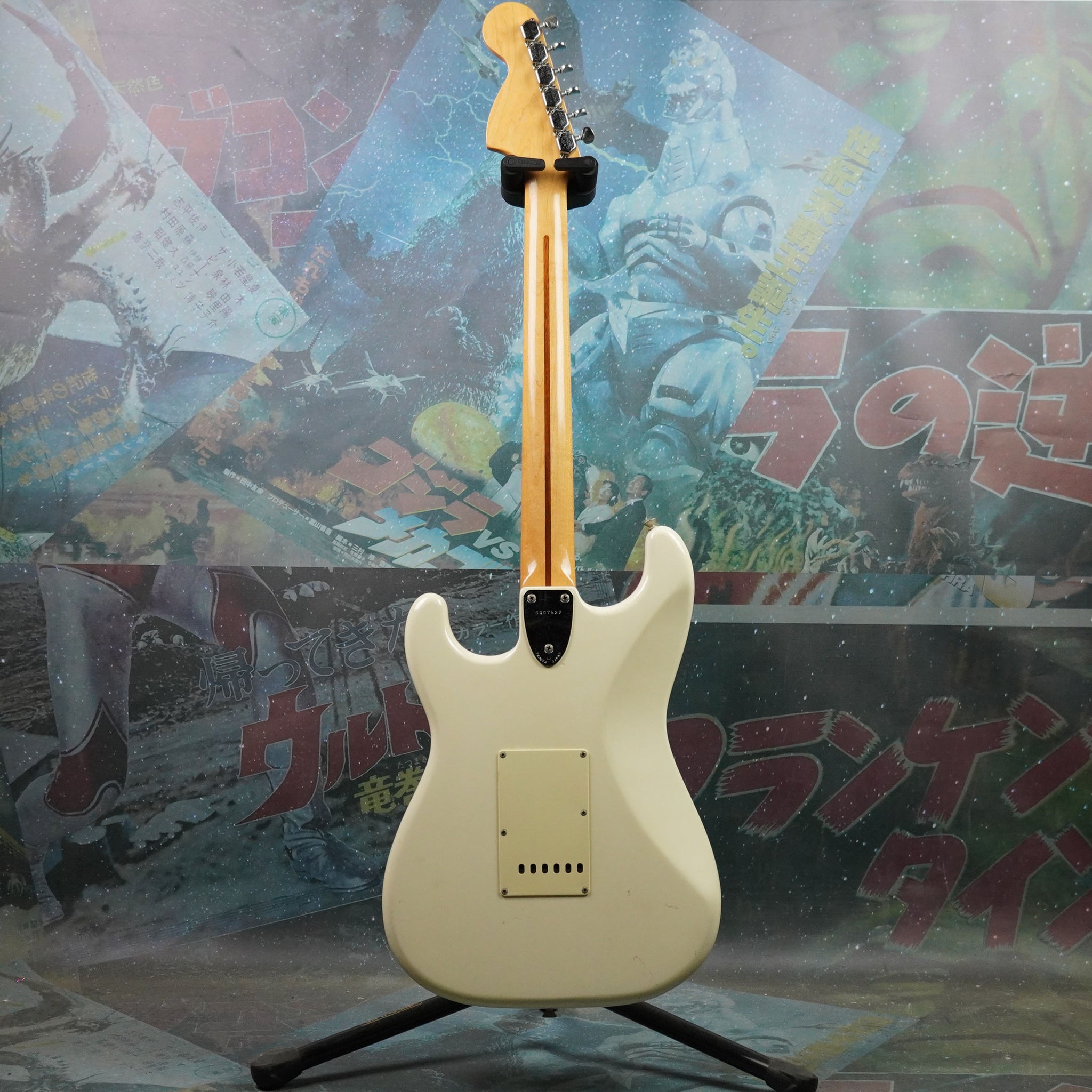 Squier Japan '72 Reissue Stratocaster CST SQ Serial 1983 Black MIJ