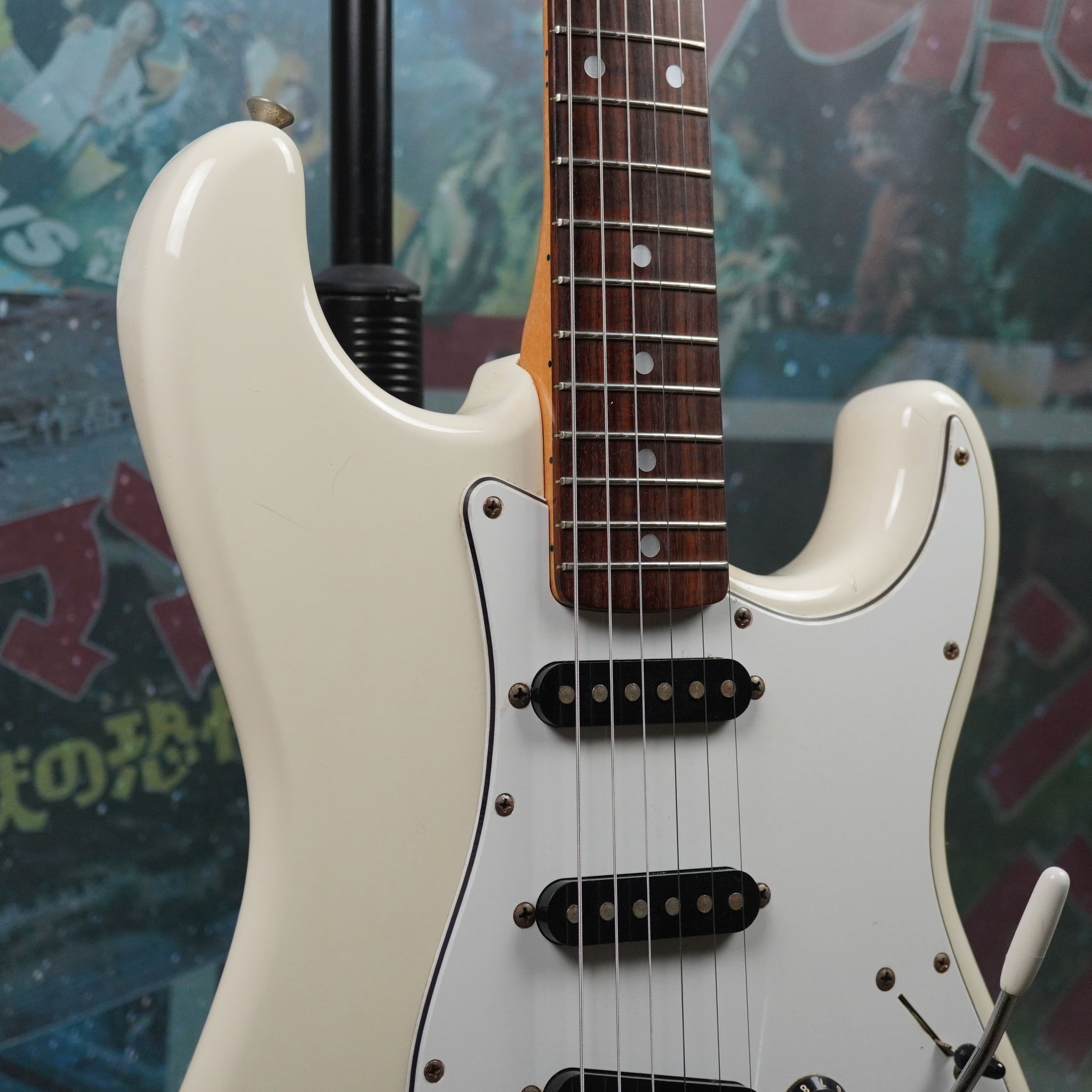 Squier Japan '72 Reissue Stratocaster CST SQ Serial 1983 Black MIJ