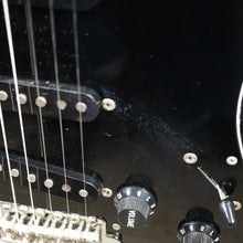 Load image into Gallery viewer, Fender Stratocaster &#39;62 Reissue ST62 2007 Black MIJ Japan
