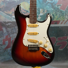 Load image into Gallery viewer, Fender Stratocaster Medium Scale ST314-55 1986 Sunburst MIJ Japan FujiGen
