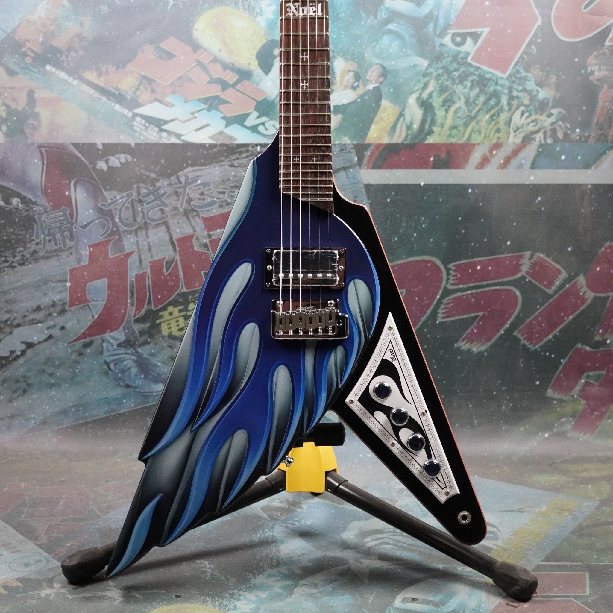 Edwards Flying Nighthawk Vanishing Starlight Noël 2017 JDM – Guitarzilla