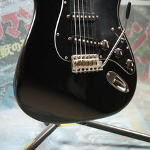 Load image into Gallery viewer, Squier Stratocaster SST-30 1985 Black A Serial MIJ Japan
