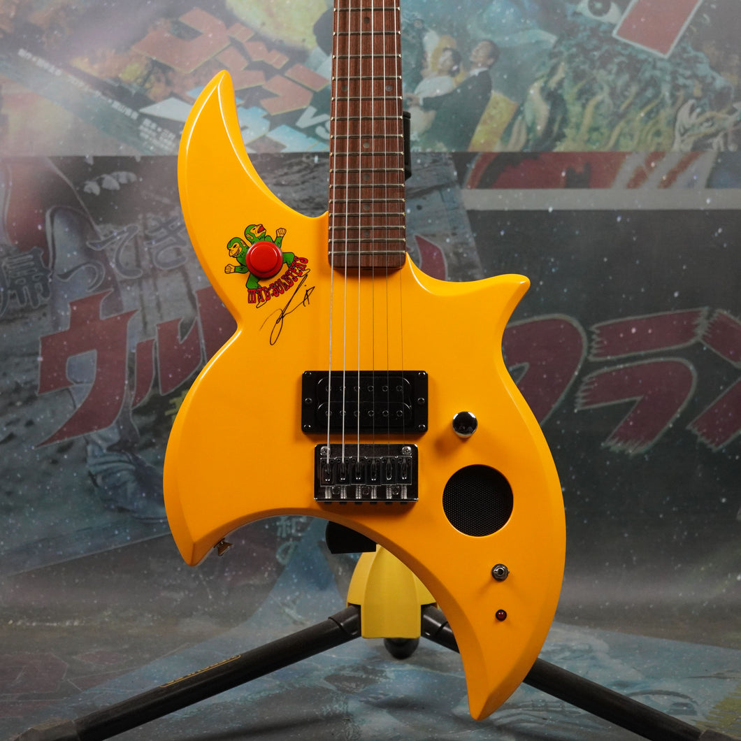 Fernandes GM-Jr Kenichi Ito Mad Soldiers Signature Mini Guitar Built In Amplifier 2000's Yellow