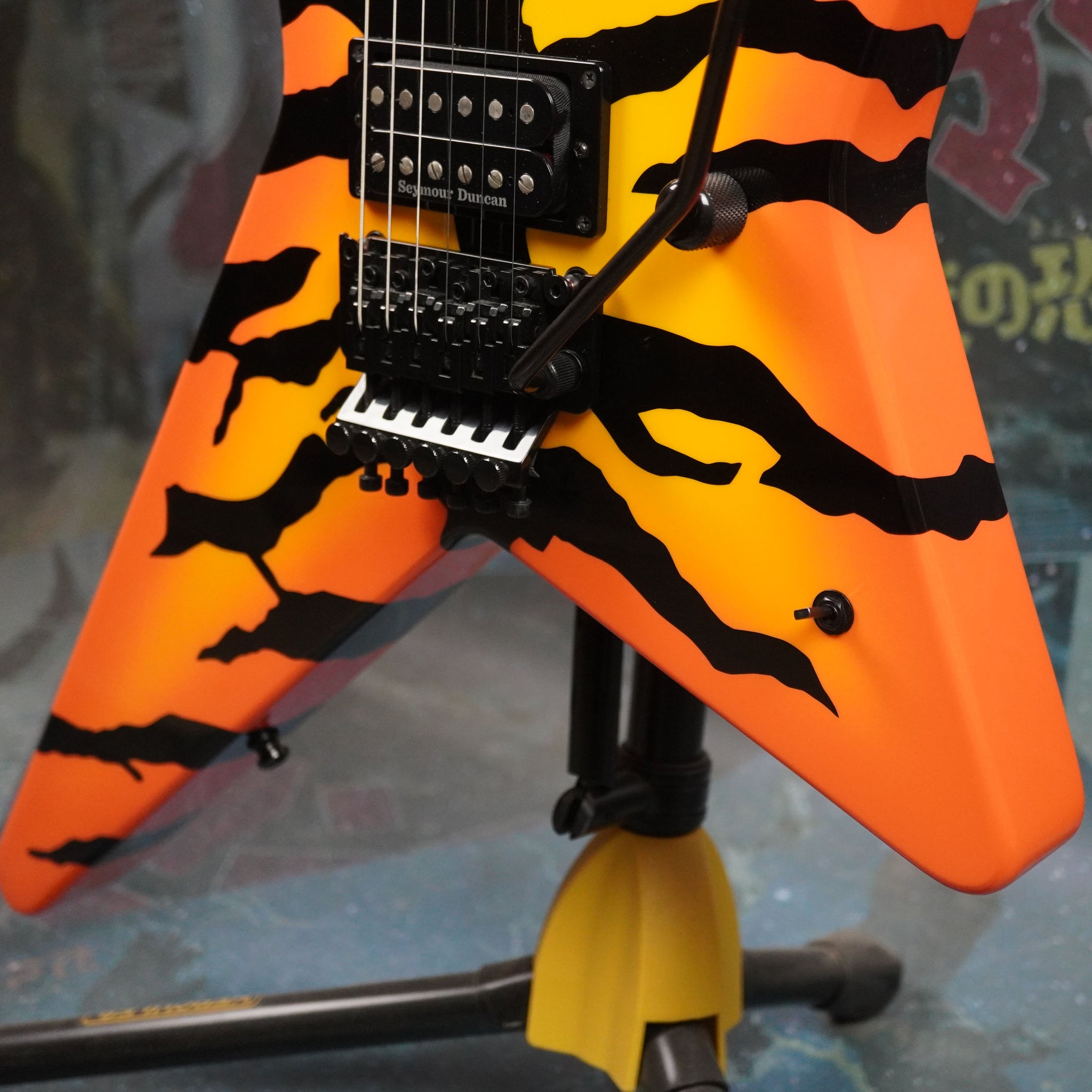 Edwards Random Star E-RS-160R 2015 Orange Tiger MIJ ESP Japan – Guitarzilla