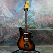 Load image into Gallery viewer, Fender Jaguar &#39;66 Reissue JG66-85 2010 3 Tone Sunburst MIJ Japan
