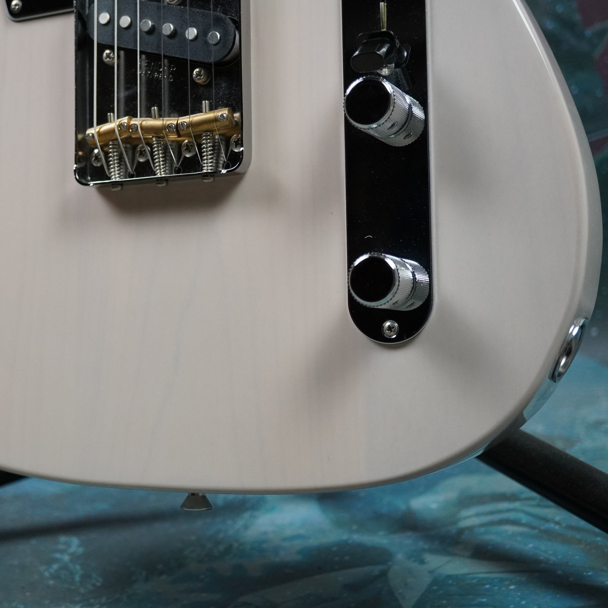 Fender Hybrid Telecaster II 2021 US Blonde MIJ Japan – Guitarzilla