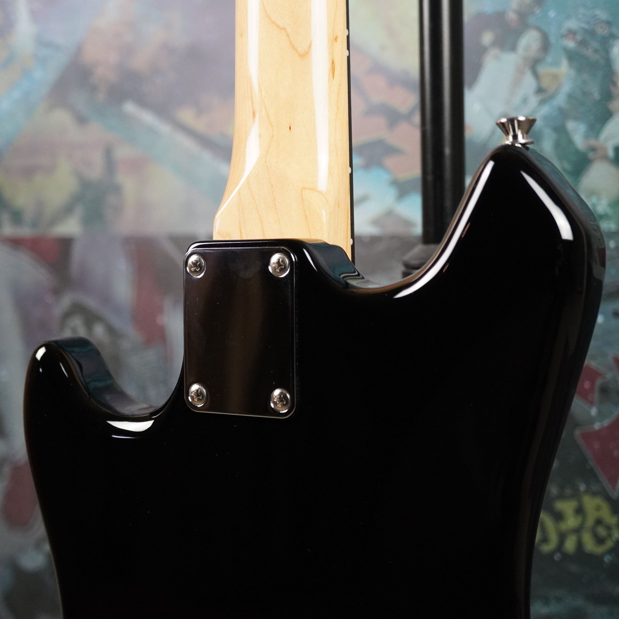 Fender Swinger 2021 Black MIJ Japan – Guitarzilla