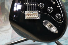 Load image into Gallery viewer, Squier Silver Series Stratocaster 1992 Black MIJ Japan
