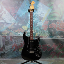 Load image into Gallery viewer, Squier Silver Series Stratocaster 1993 Black MIJ Japan
