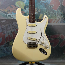 Load image into Gallery viewer, Squier Stratocaster SST-30 1985 Olympic White E Serial MIJ Japan

