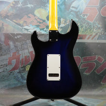 Load image into Gallery viewer, G&amp;L Legacy Tribute Series 2016 Blueburst
