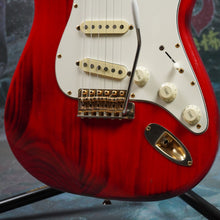 Load image into Gallery viewer, Fender Stratocaster &#39;62 Reissue ST62G-65 1993 Charcoal Red MIJ Japan
