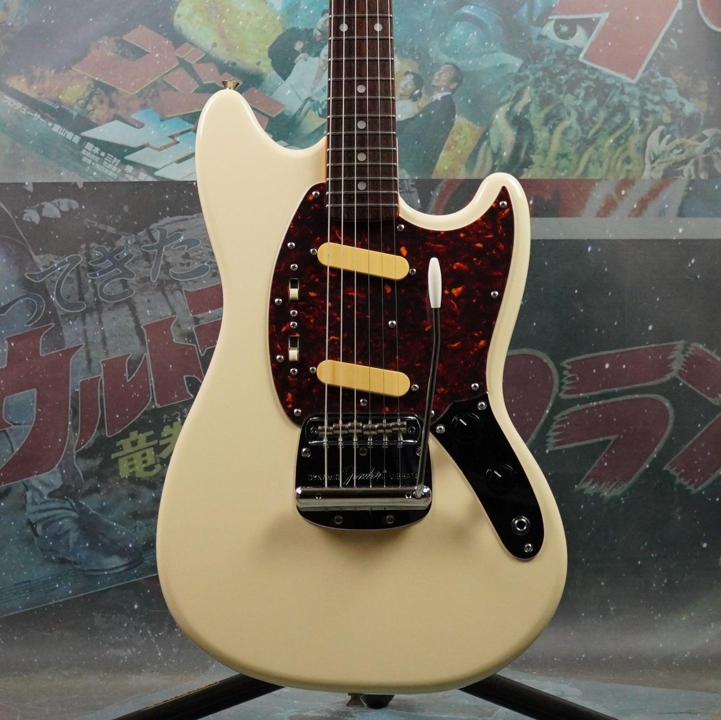 Fender Mustang '66 Reissue MG-66 Olympic White 2004 MIJ Japan