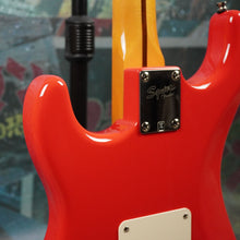 Load image into Gallery viewer, Squier Classic Vibe 50&#39;s Stratocaster 2010 Fiesta Red
